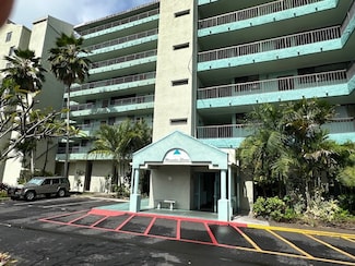 1875 Kalanianaole St Unit 209, Hilo, HI 96720
