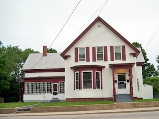 67 Pleasant St, Springvale, ME 04083