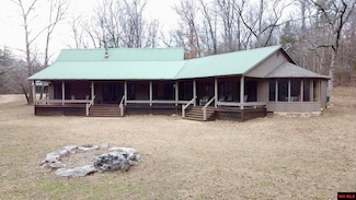 505 Clabber Creek Ln, Yellville, AR 72687