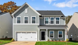 5374 Spicewood Lake Ln, Winston Salem, NC 27106