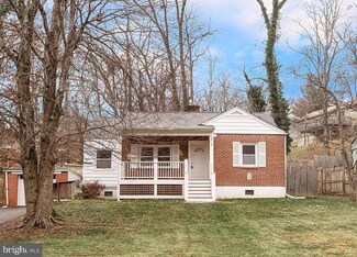 4916 Chowan Ave, Alexandria, VA 22312