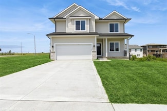 7046 SE 7th Ave, Pleasant Hill, IA 50327
