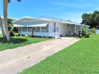 752 Lark Dr, Sebastian, FL 32976