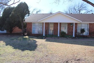 1526 N Pioneer Dr, Abilene, TX 79603