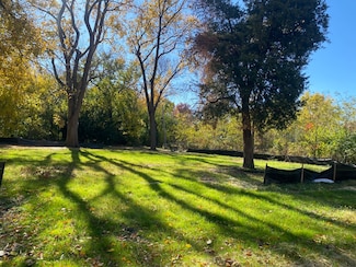 425 40th St, Downers Grove, IL 60515