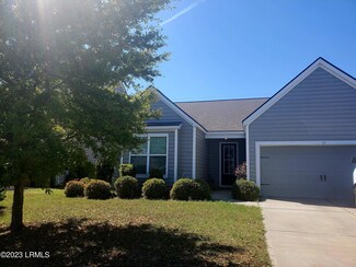 17 Kings Cross Ct, Beaufort, SC 29902