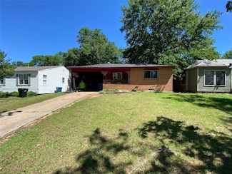 617 W Bullock St, Denison, TX 75020