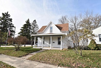 415 3rd Ave SE, Independence, IA 50644