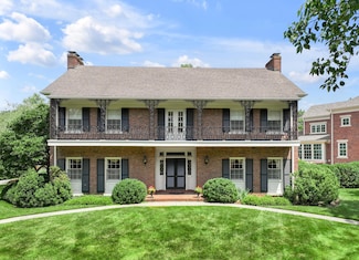 905 Lakewood Dr, Lexington, KY 40502