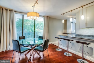 2201 L St NW Unit 500, Washington, DC 20037