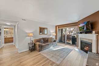 987 Creekhill Ln Unit 21, Midvale, UT 84047