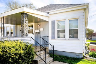 1203 N Linden St, Bloomington, IL 61701