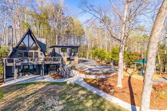16404 Macgregor Ln, Charlotte, NC 28278