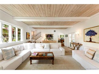 4591 N Bay Rd, Miami Beach, FL 33140