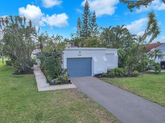5681 Ainsley Ct, Boynton Beach, FL 33437