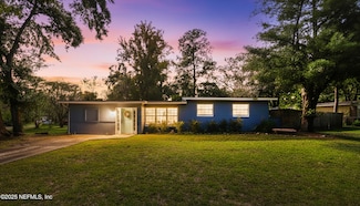 1002 Cherbourg Ave E, Jacksonville, FL 32205