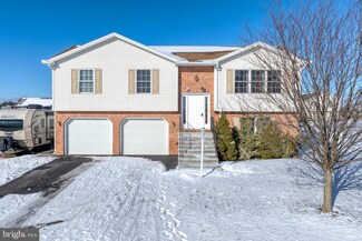 26 Noble Dr, Shippensburg, PA 17257