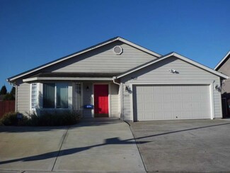 5617 Greyhawk Ln, Longview, WA 98632