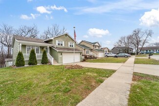 2224 Maish Ct, Des Moines, IA 50320