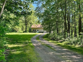 2795 40th St NW, Hackensack, MN 56452