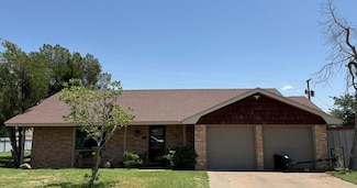 202 N Eisenhower Dr, Midland, TX 79703