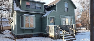 463 W State St, Cheboygan, MI 49721
