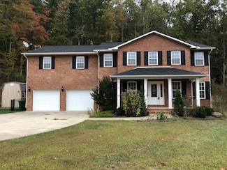 108 Victorian Commons Rd, Winfield, WV 25213
