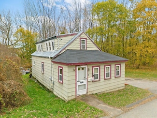 2 Gibson St, Fairfield, ME 04937