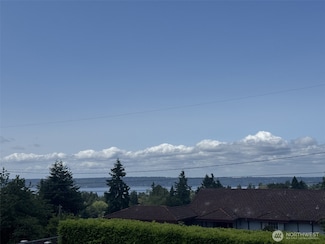 10758 22nd Ave SW, Seattle, WA 98146