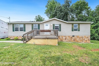 3426 Bent Rd, Kodak, TN 37764