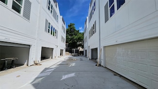 3411 Saint Emanuel St, Houston, TX 77004