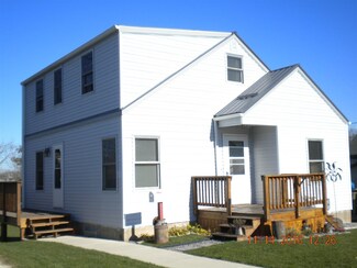 506 W Broadway St, Viroqua, WI 54665