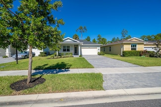 460 Veridian Cir NW, Palm Bay, FL 32907