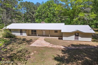 118 George Keys Dr, Mendenhall, MS 39114