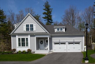 19 Kate Ln Unit 13, Milford, MA 01757