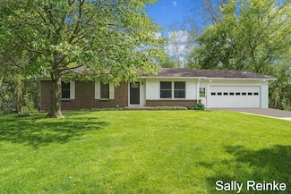 748 Marway NW, Comstock Park, MI 49321