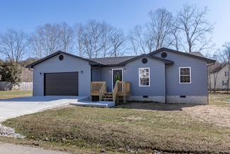 44 Hummingbird Ln, Clay City, KY 40312