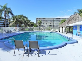 4650 Washington St Unit 210, Hollywood, FL 33021