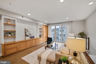 215 Randolph Place NE Unit 2, Washington, DC 20002