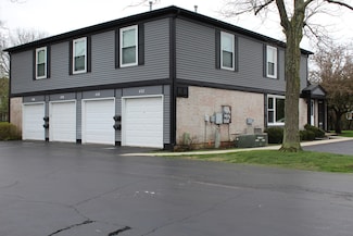 430 Inverrary Ln, Deerfield, IL 60015