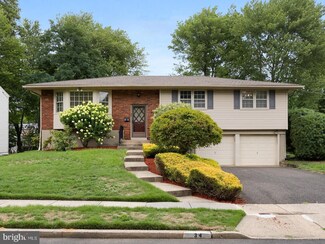 34 Jade Ln, Cherry Hill, NJ 08002