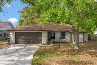 3323 Fox Ridge Dr, Winter Haven, FL 33884