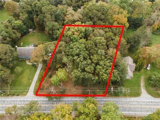 9 Crandall Rd, Little Compton, RI 02837