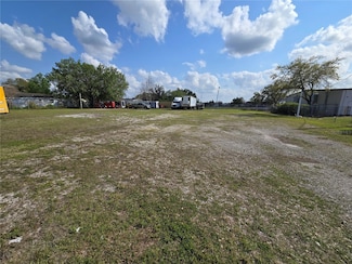 2040 W Magnolia St, Lakeland, FL 33815