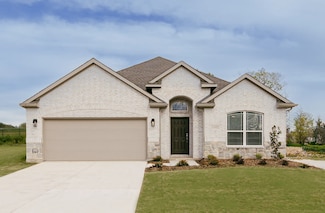 1102 Alexander St, Trenton, TX 75495