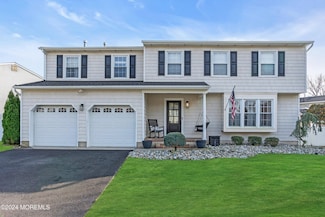 39 Cherry Tree Cir, Howell, NJ 07731