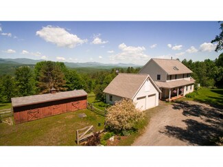 361 Stuart Ln, Waterbury, VT 05676