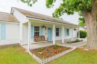 3808 Old Pine Rd, Valdosta, GA 31605