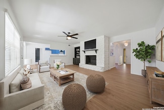 702 Fawndale Ln, San Antonio, TX 78239