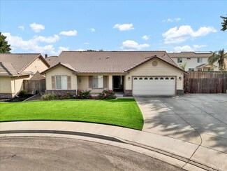 2195 Franklin Way, Hanford, CA 93230